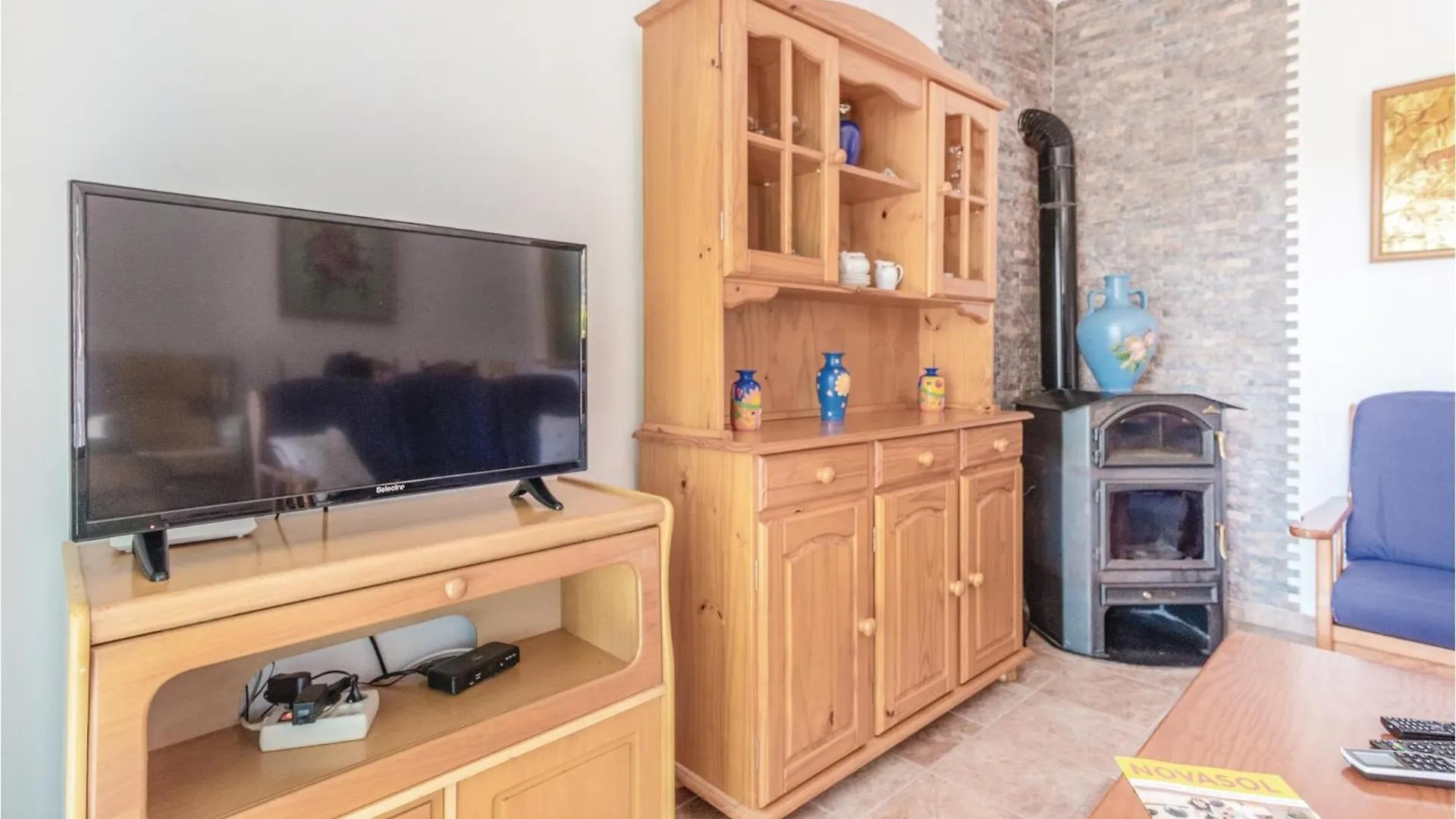 3 Bedroom Awesome Home In Nerja 0*,